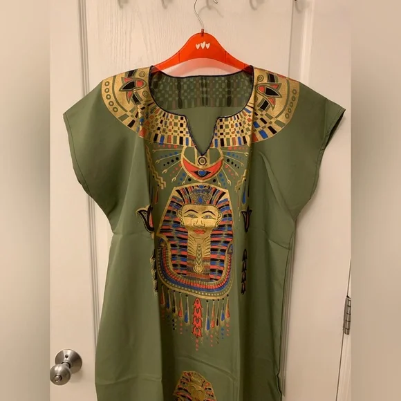 Green Egyptian Traditional Dress - Picture 5 of 16